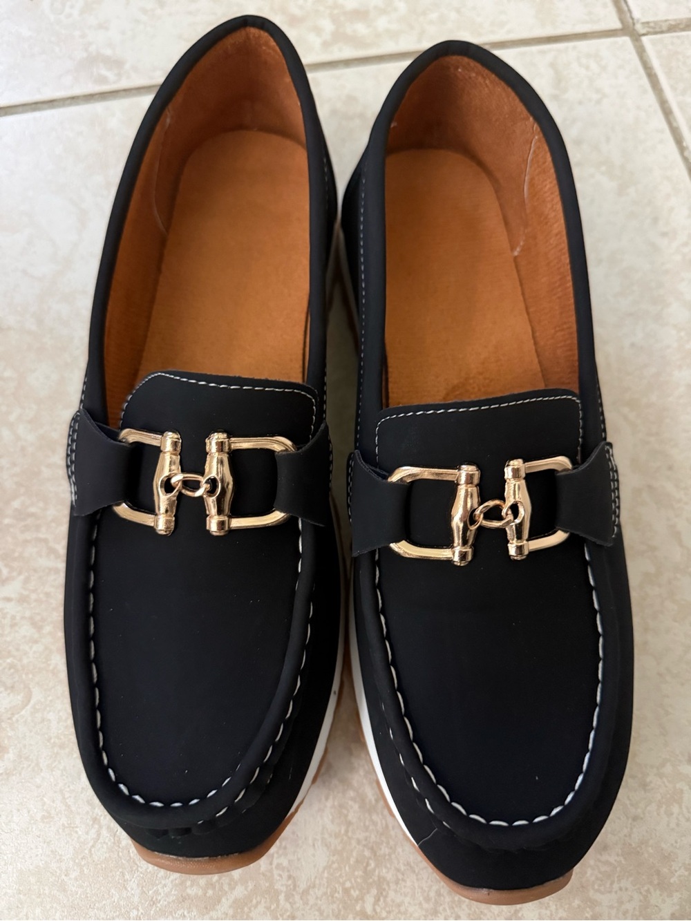 Cushioned Black Loafer with Gold Accent